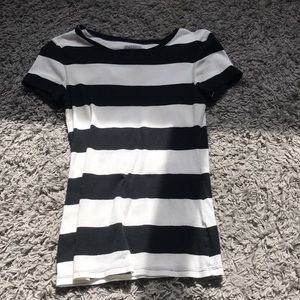 Old Navy Black and White Striped Short Sleeve